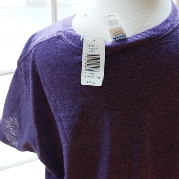 Canada T-shirt Purple with rhinestone size Ladies XL - Picture 3 of 4